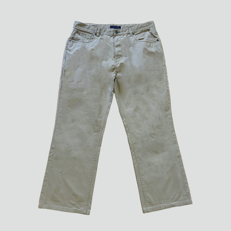 Sourced limited accessories and clothes Tommy Hilfiger baggy chinos – Secondhand Streetwear