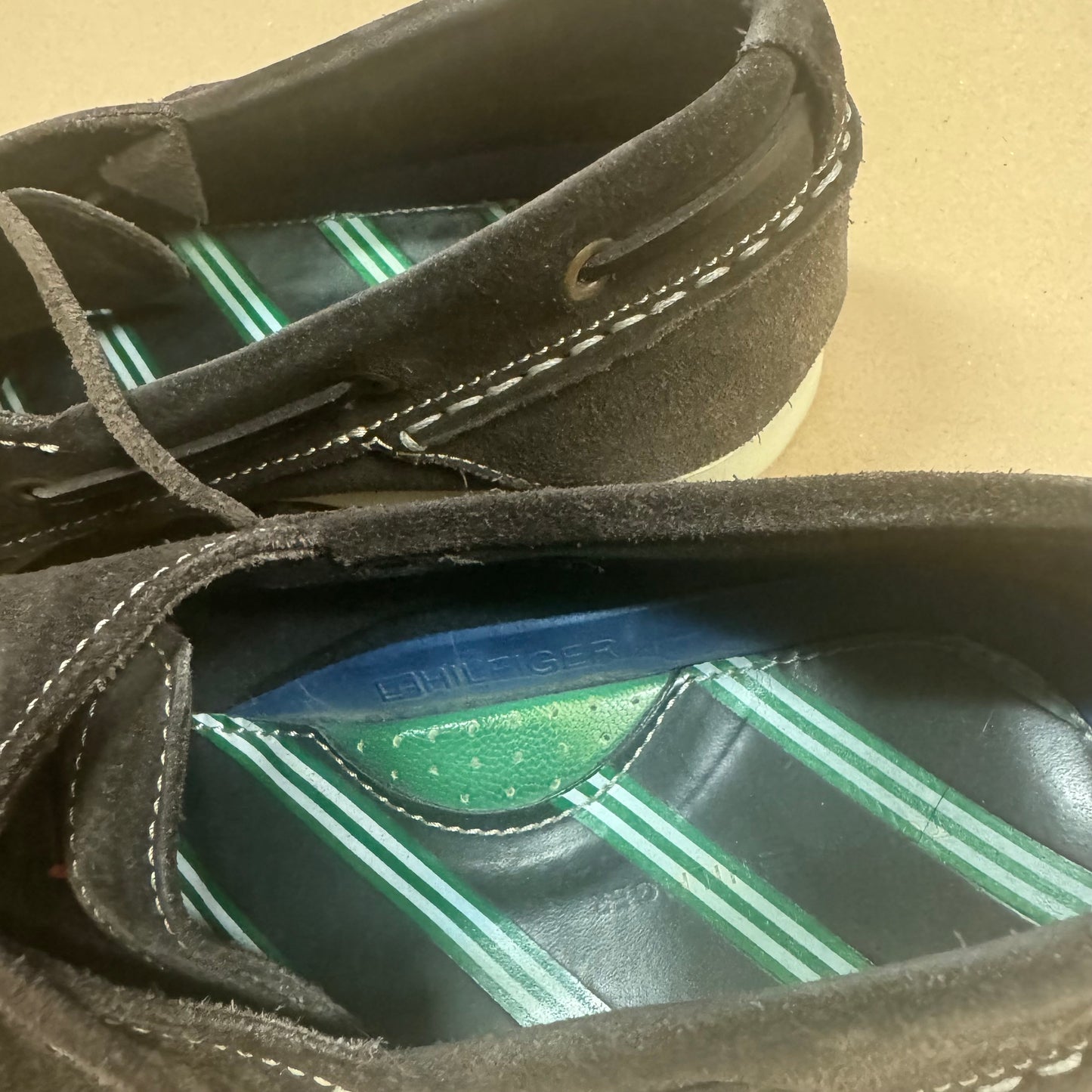 Vintage Tommy Hilfiger leather loafers