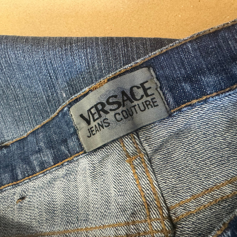 Detailansicht: Sourced limited accessories and clothes Versace Jeans Couture wide-leg denim – Logo, Nähte oder Material