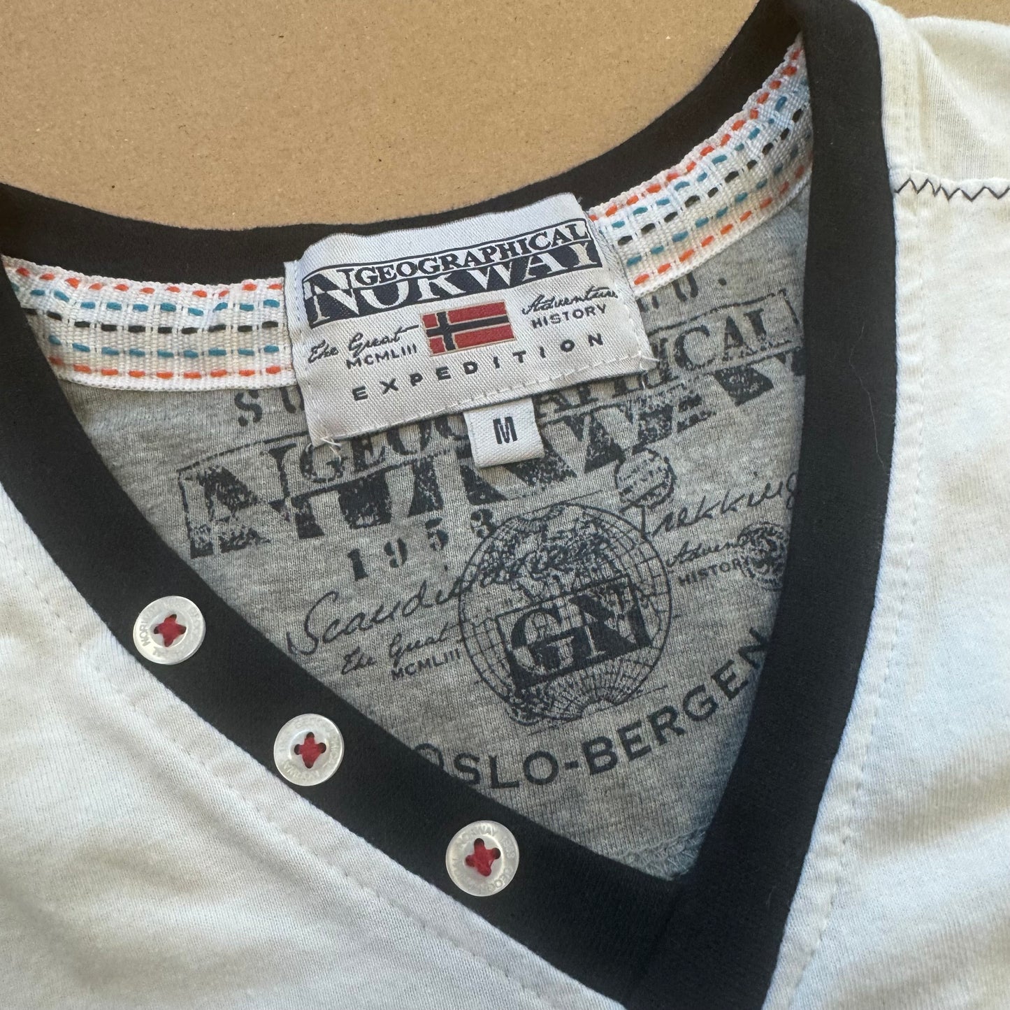 Geographical Norway vintage sailing t-shirt