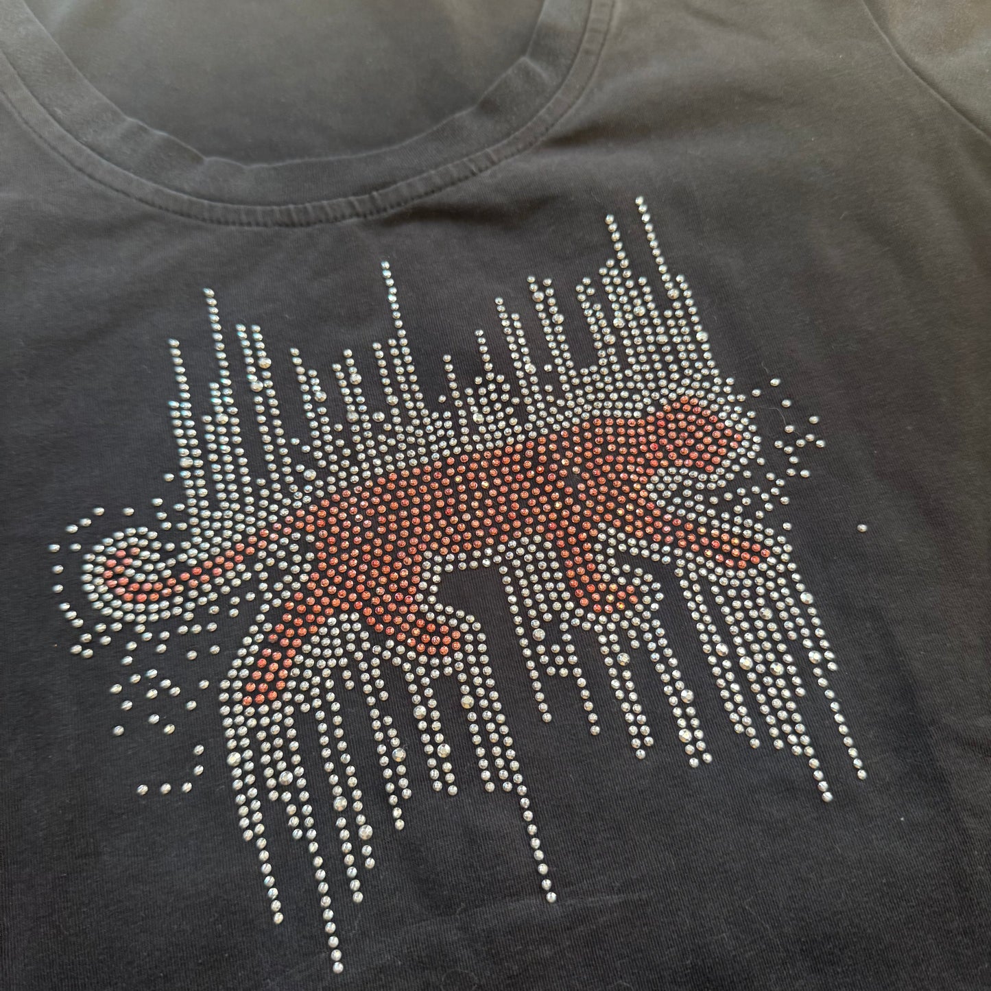 Vintage Airness Y2K rhinestones t-shirt