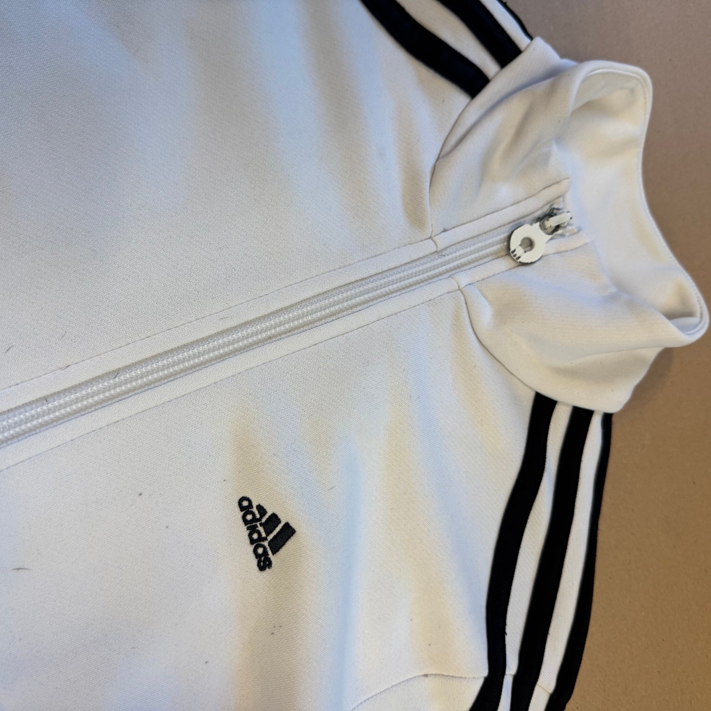 Adidas white vintage trackjacket