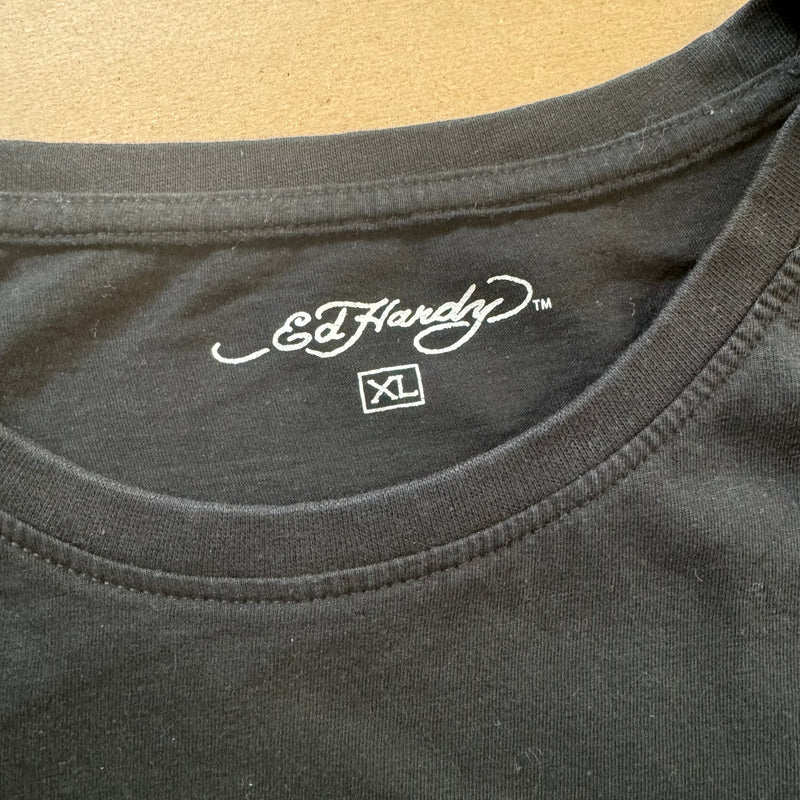 Detailansicht: Sourced limited accessories and clothes Ed Hardy T-shirt – Logo, Nähte oder Material