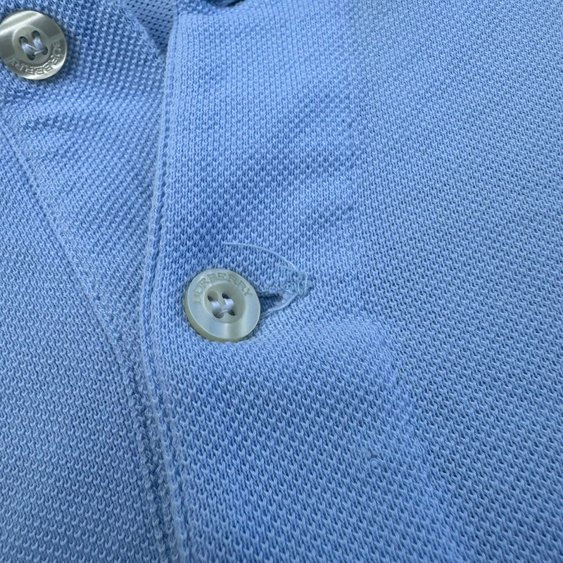 Detailansicht: Sourced limited accessories and clothes Burberry London skyblue vintage poloshirt – Logo, Nähte oder Material