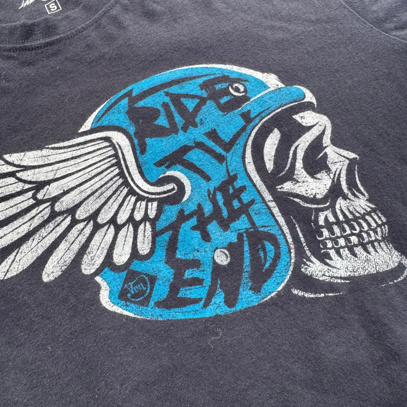 Detailansicht: Sourced limited accessories and clothes Von Dutch