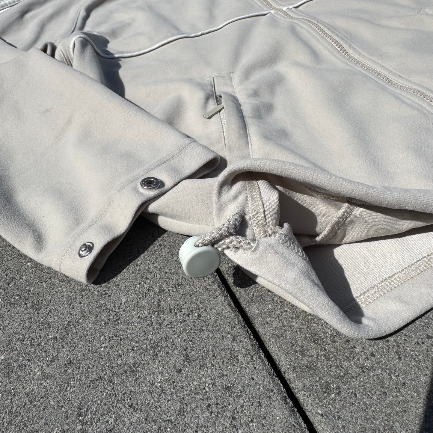 Adidas beige vintage track jacket