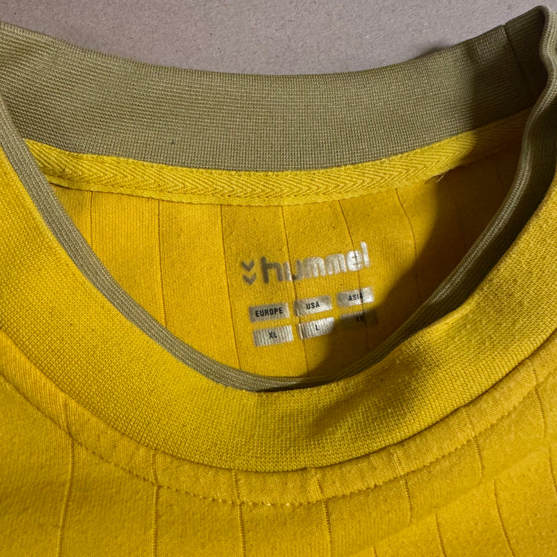 Detailansicht: Sourced limited accessories and clothes Hummel Altkirch sweatshirt 12 – Logo, Nähte oder Material