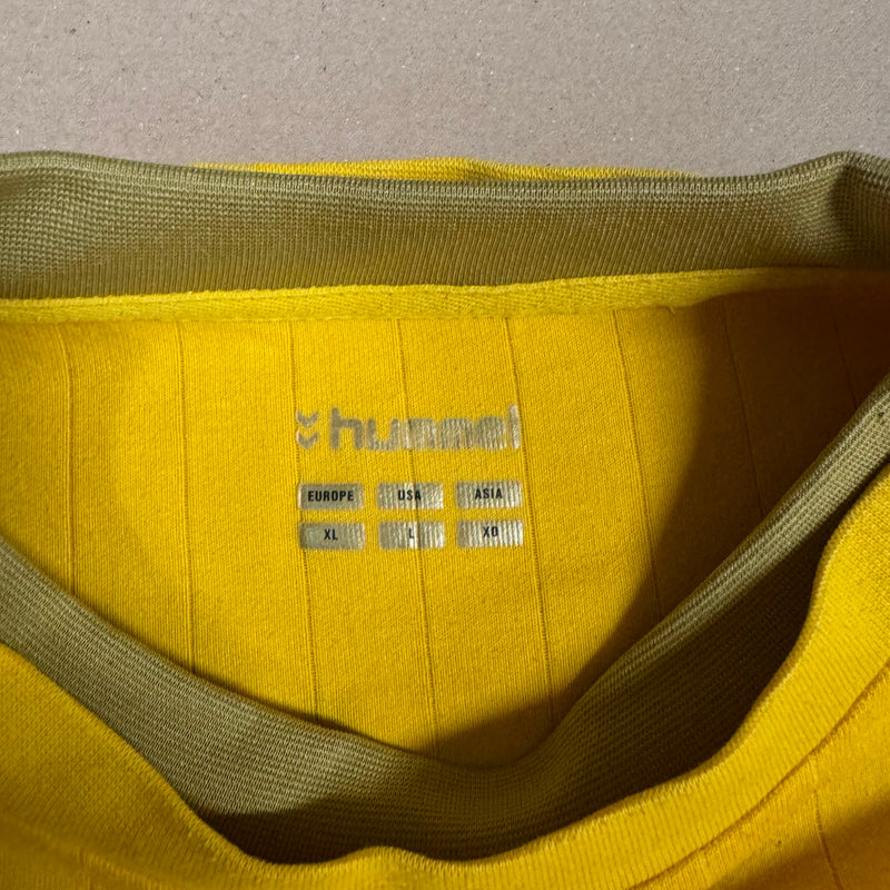 Detailansicht: Sourced limited accessories and clothes Hummel Altkirch sweatshirt 1 – Logo, Nähte oder Material