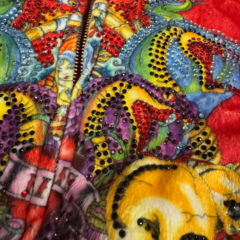 Detailansicht: Sourced limited accessories and clothes Ed Hardy fluffy Bomberjacket – Logo, Nähte oder Material