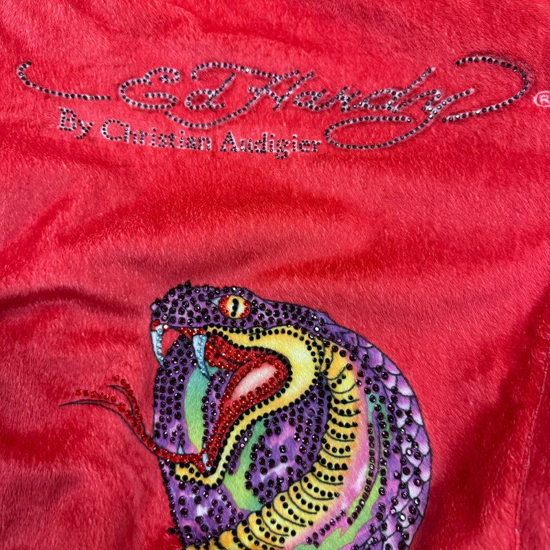 Detailansicht: Sourced limited accessories and clothes Ed Hardy fluffy Bomberjacket – Logo, Nähte oder Material