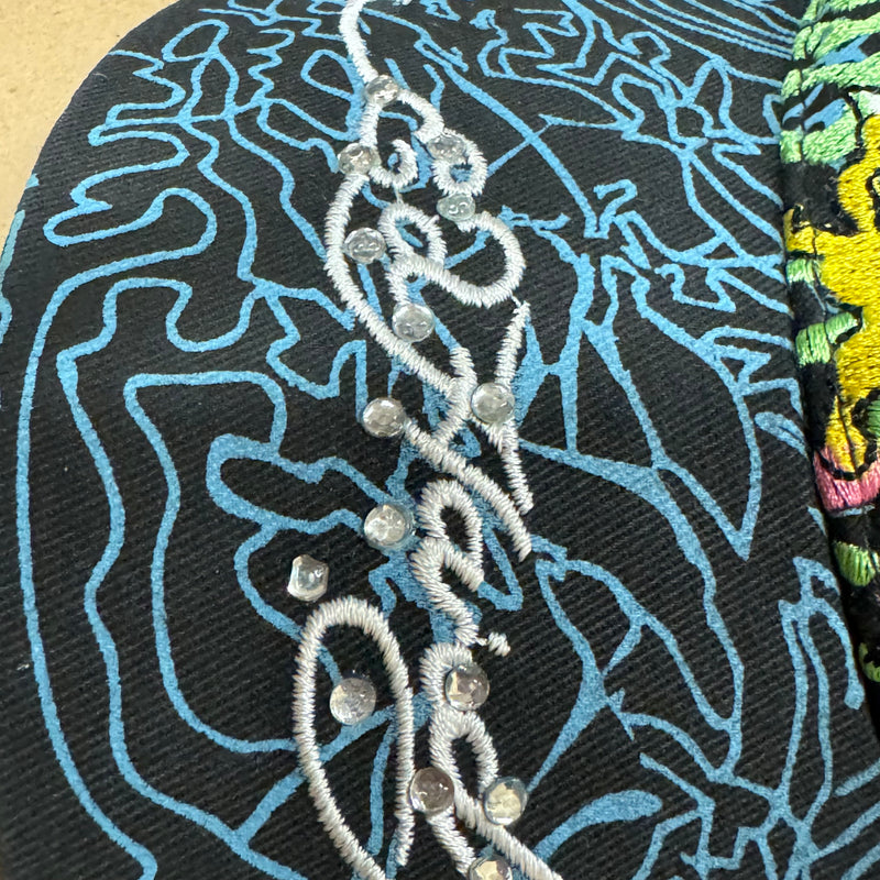 Detailansicht: Sourced limited accessories and clothes Ed Hardy pattern cap – Logo, Nähte oder Material