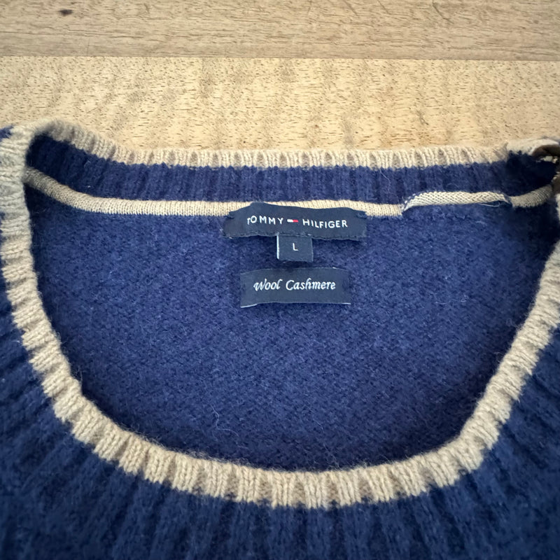Detailansicht: Mein Shop Tommy Hilfiger knit – Logo, Nähte oder Material