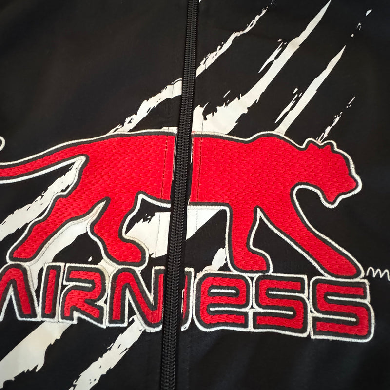 Detailansicht: Sourced limited accessories and clothes Airness streetwear track jacket – Logo, Nähte oder Material