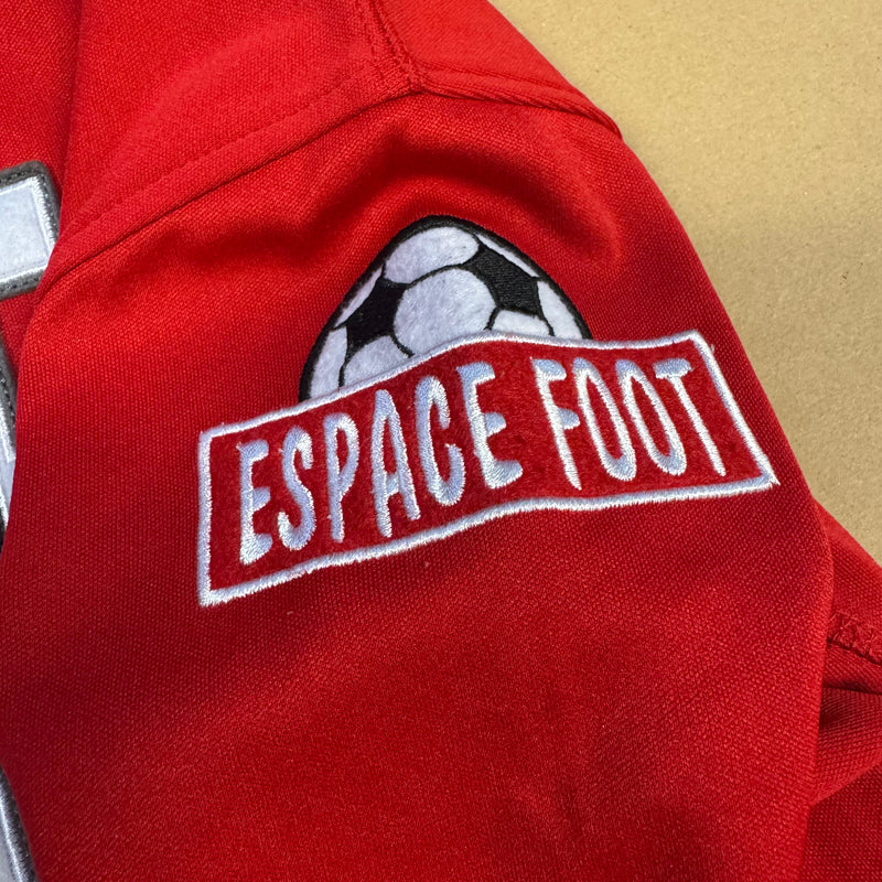 Detailansicht: Sourced limited accessories and clothes Espace Foot vintage Kappa red track jacket – Logo, Nähte oder Material