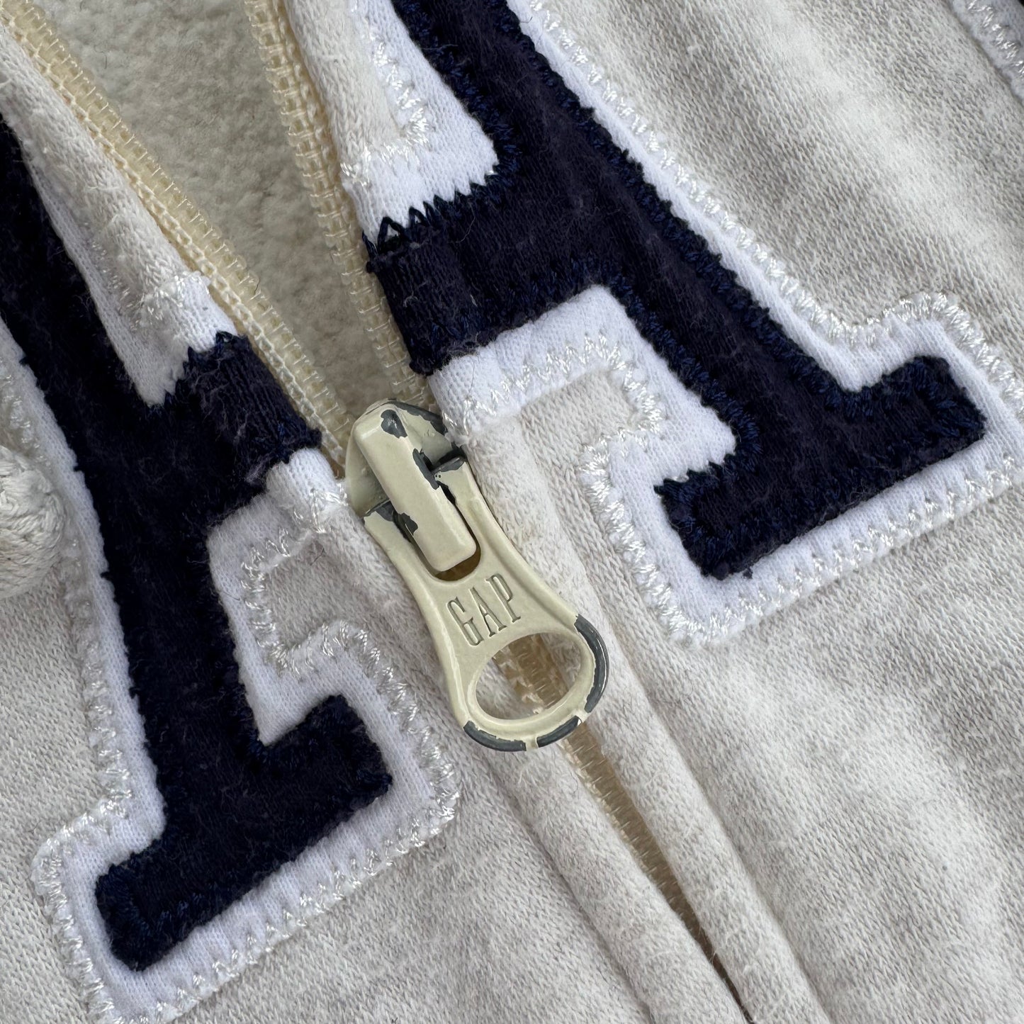 GAP y2k style white zip-up hoodie
