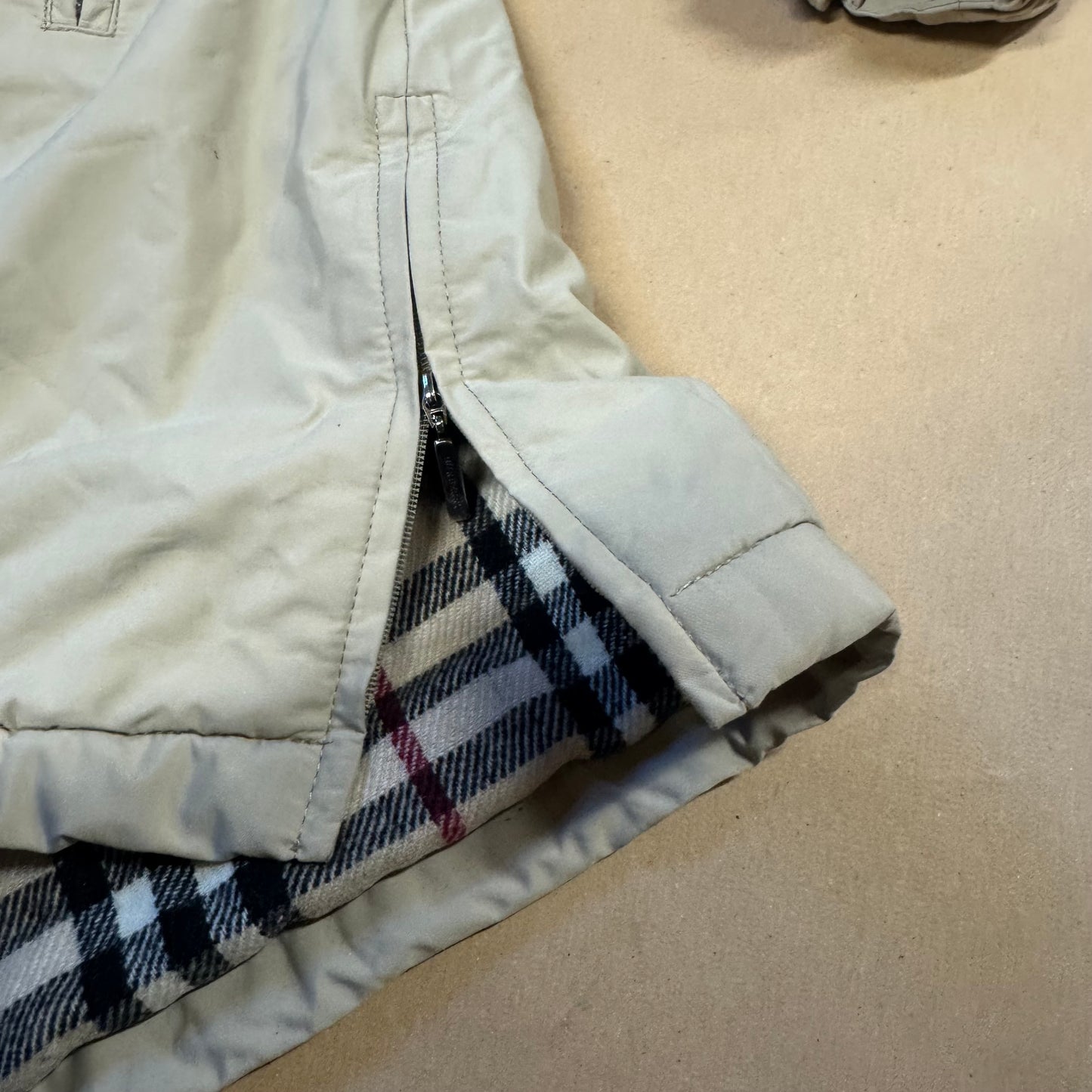 Burberry vintage beige long coat