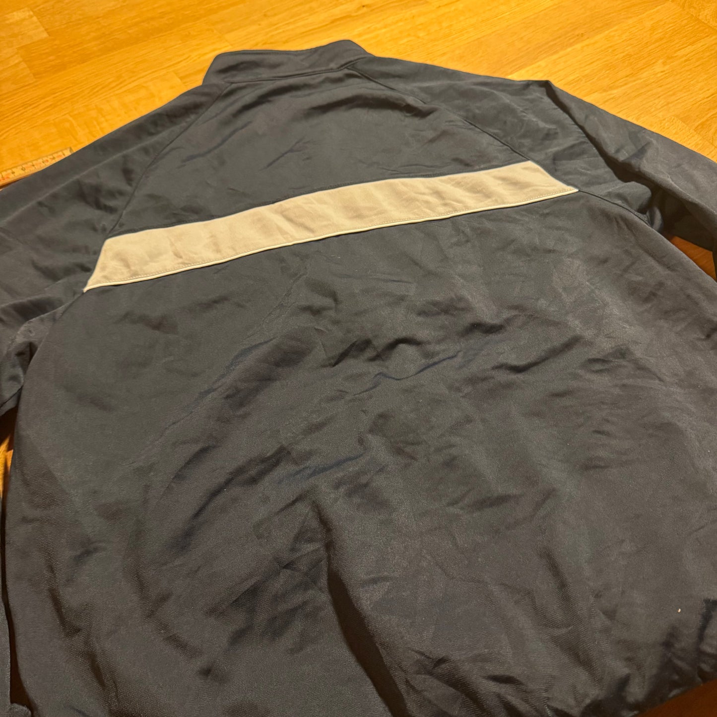 Nike vintage black track jacket