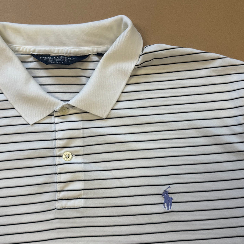 Detailansicht: Sourced limited accessories and clothes Ralph Lauren striped polo – Logo, Nähte oder Material