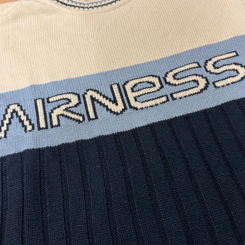 Detailansicht: Sourced limited accessories and clothes Airness knitted sweatshirt – Logo, Nähte oder Material