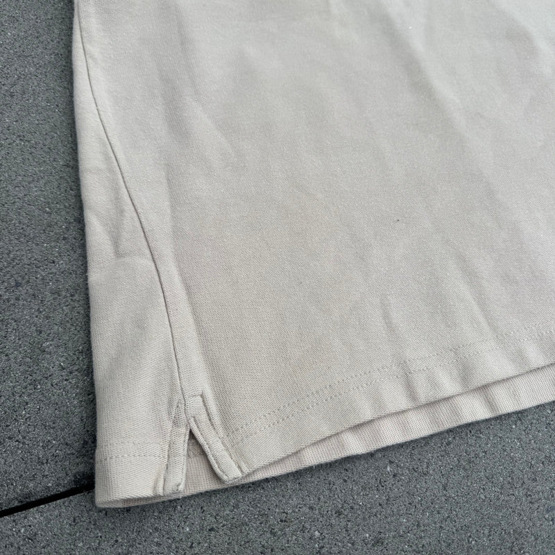 Detailansicht: Sourced limited accessories and clothes Yves Saint Laurent vintage beige polo – Logo, Nähte oder Material