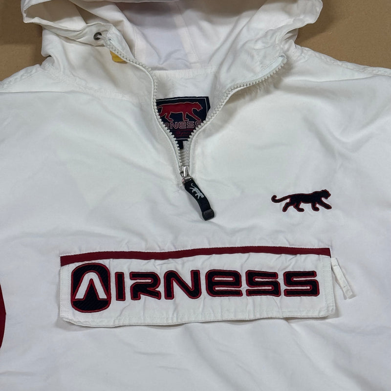 Detailansicht: Sourced limited accessories and clothes Airness rainprotective hoodie – Logo, Nähte oder Material