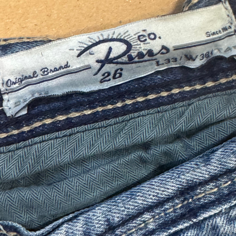 Detailansicht: Sourced limited accessories and clothes Rins & Co casual jeans – Logo, Nähte oder Material