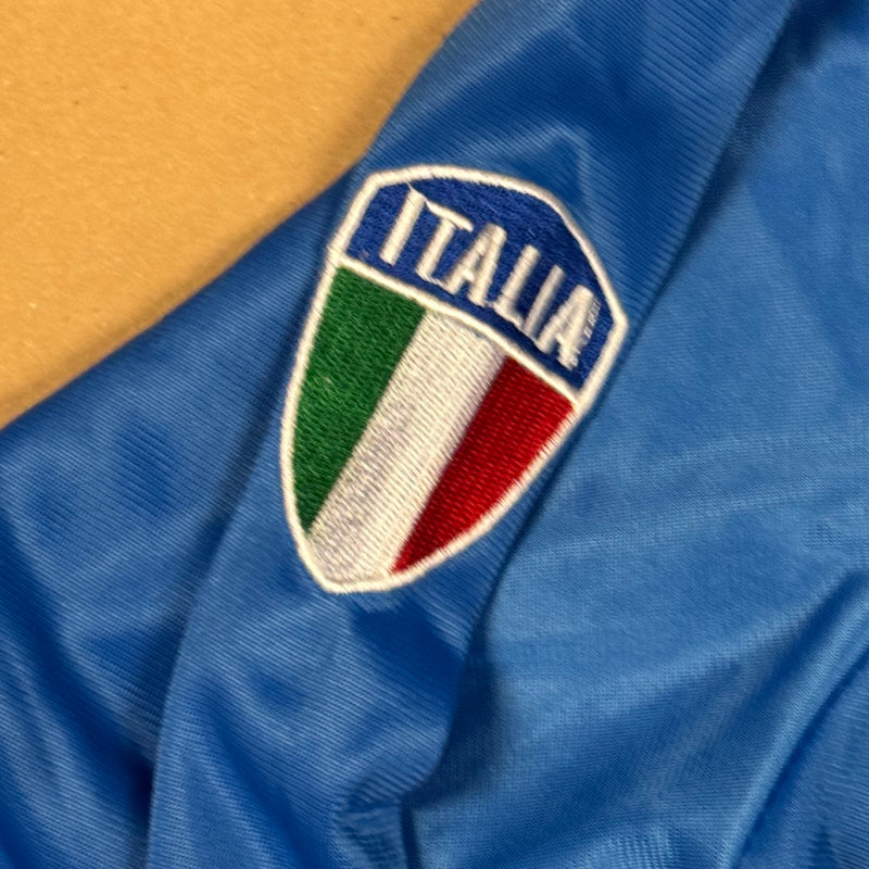 Detailansicht: Sourced limited accessories and clothes Vintage Italia track jacket – Logo, Nähte oder Material