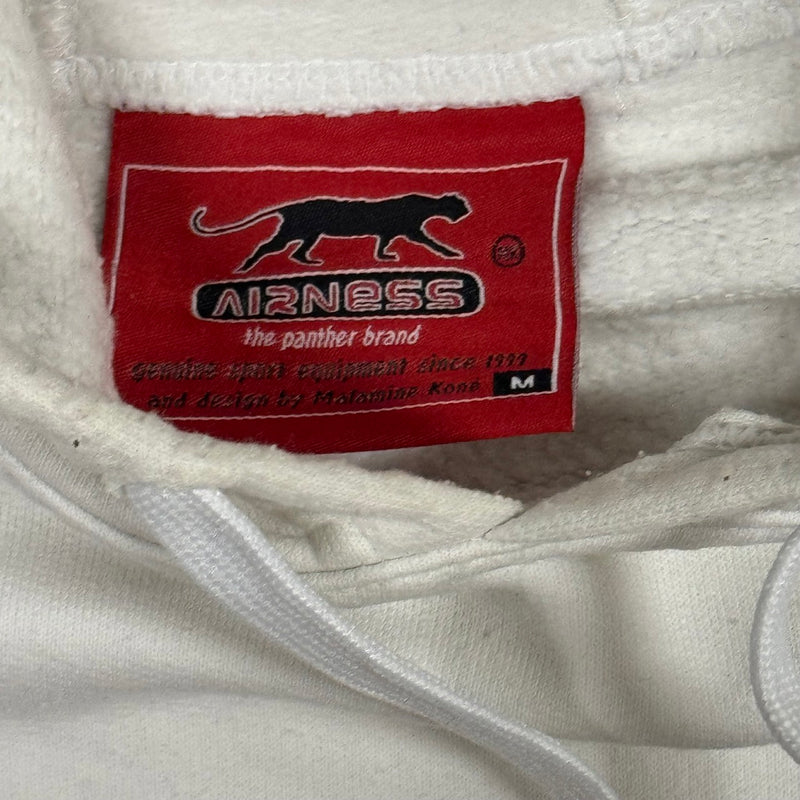 Detailansicht: Sourced limited accessories and clothes Airness Vintage hoodie – Logo, Nähte oder Material