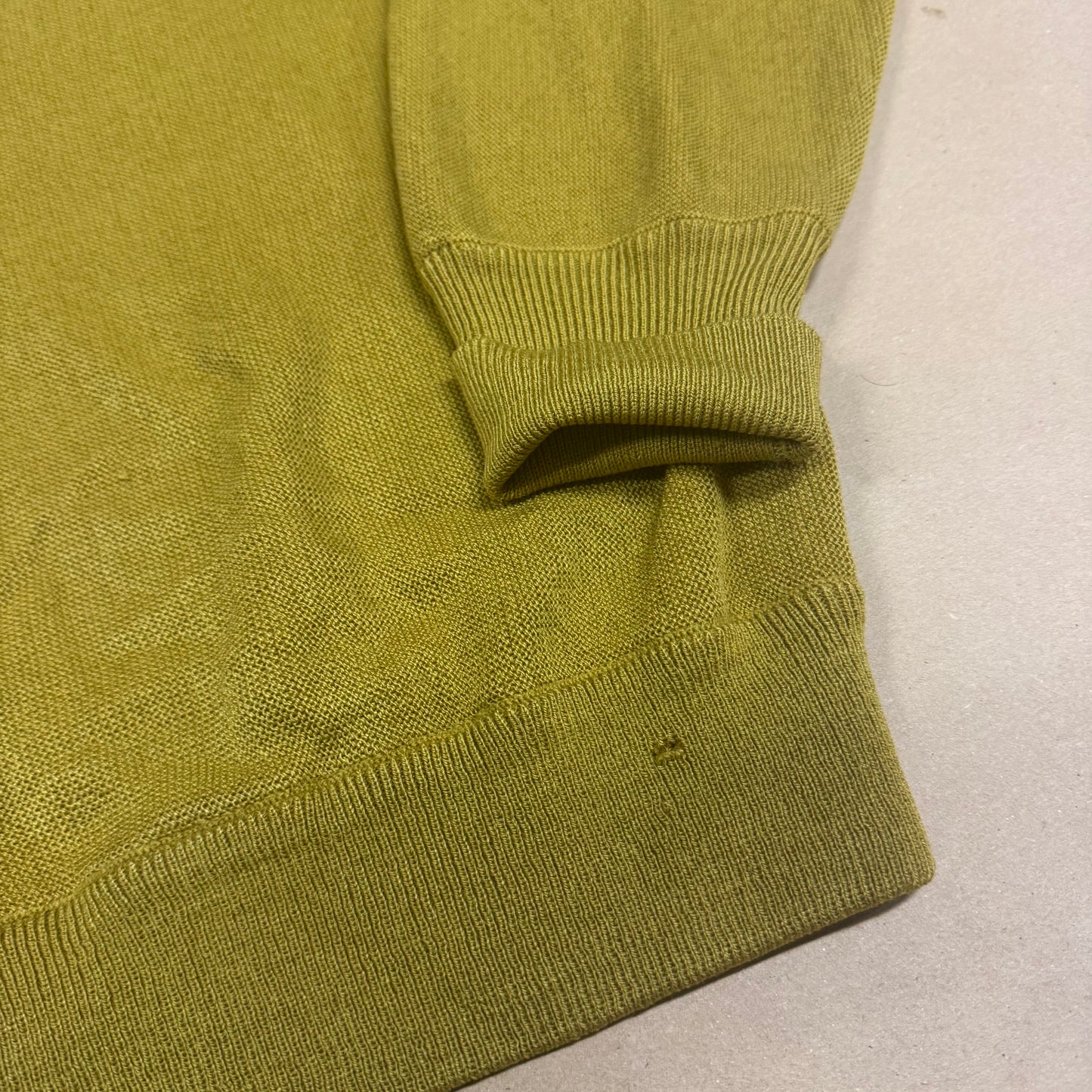 Lacoste vintage knitted yellowish cardigan