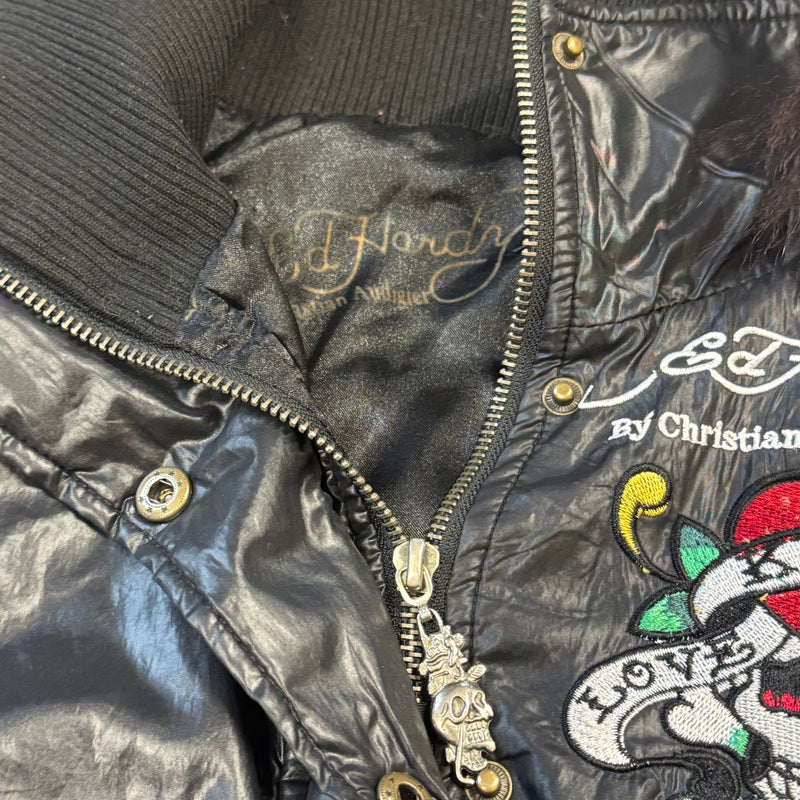 Detailansicht: Sourced limited accessories and clothes Ed Hardy stylish jacket y2k used – Logo, Nähte oder Material