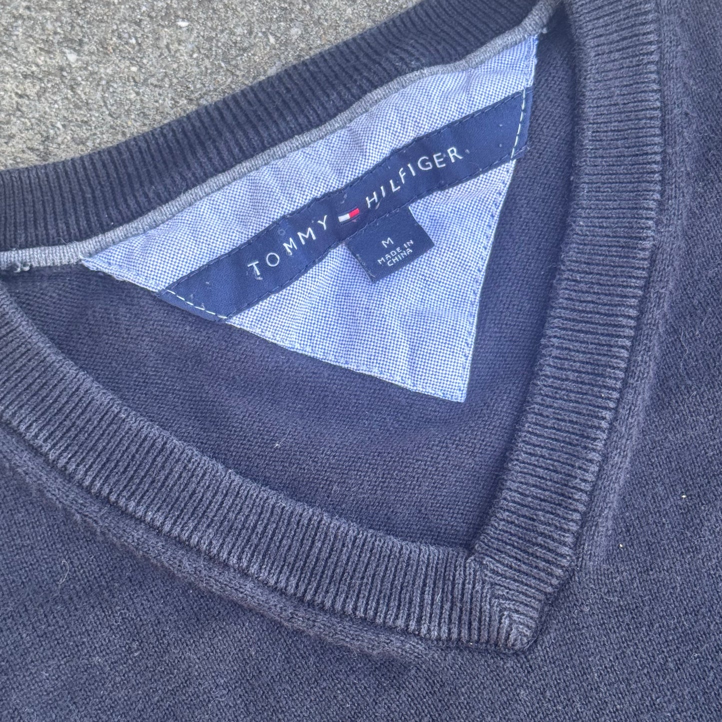 Tommy Hilfiger v-neck classic sweatshirt