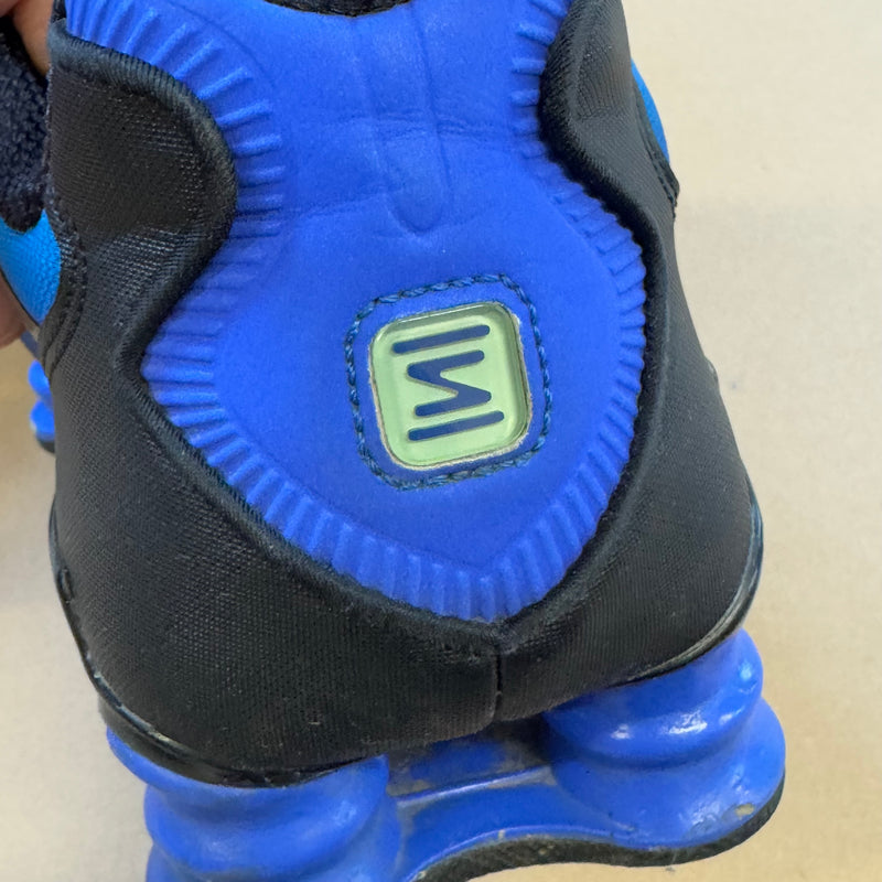 Detailansicht: Sourced limited accessories and clothes Nike Shox TL Vapor Green Racer Blue – Logo, Nähte oder Material