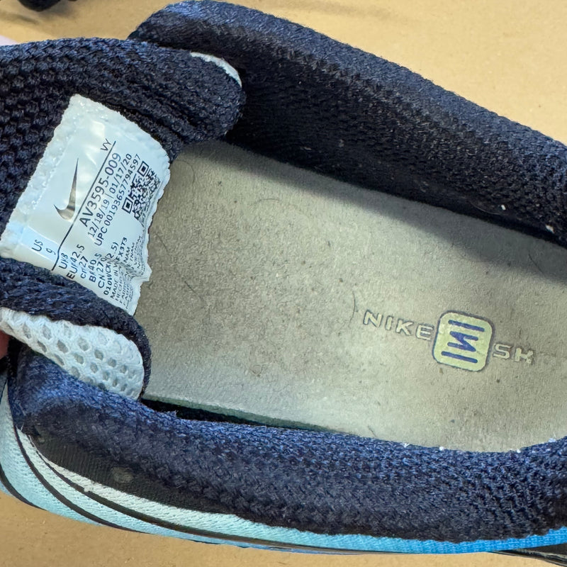 Detailansicht: Sourced limited accessories and clothes Nike Shox TL Vapor Green Racer Blue – Logo, Nähte oder Material