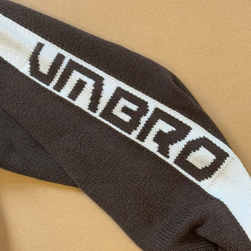 Detailansicht: Sourced limited accessories and clothes knitted Umbro sweatshirt – Logo, Nähte oder Material