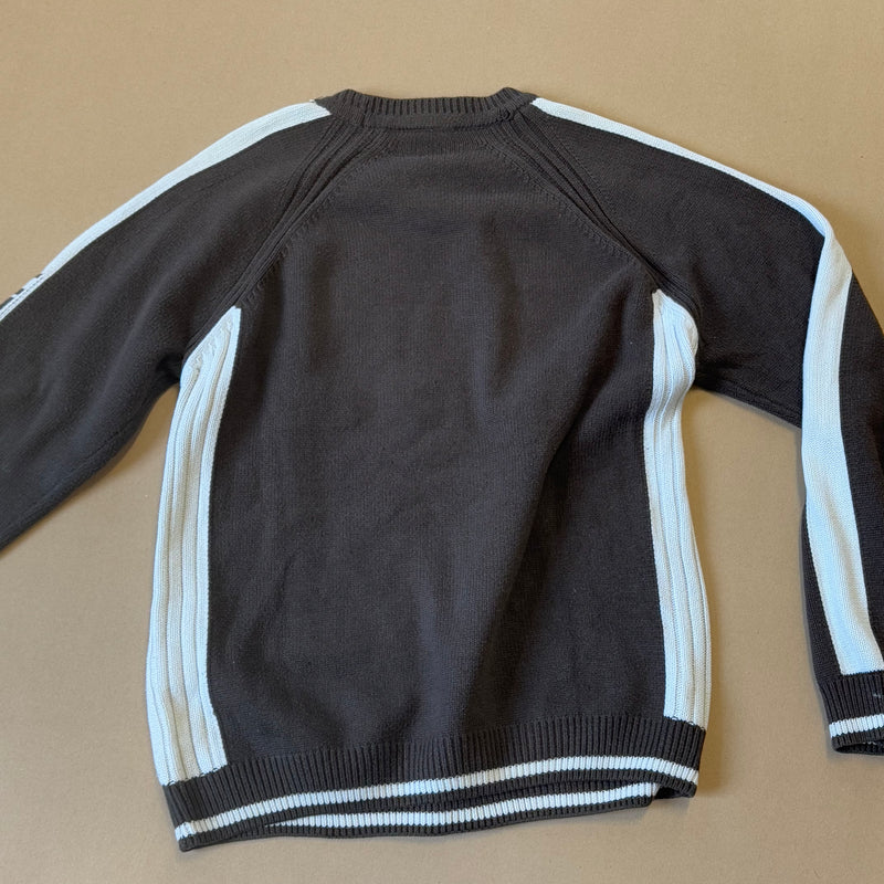 Detailansicht: Sourced limited accessories and clothes knitted Umbro sweatshirt – Logo, Nähte oder Material