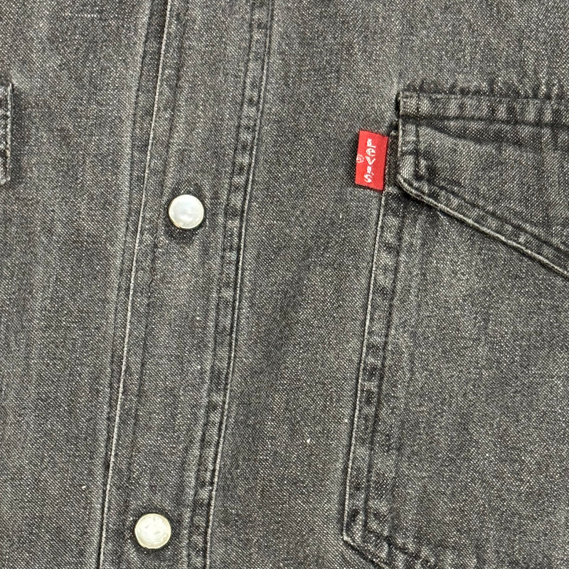 Detailansicht: Sourced limited accessories and clothes Levi Strauss denim jeans jacket – Logo, Nähte oder Material