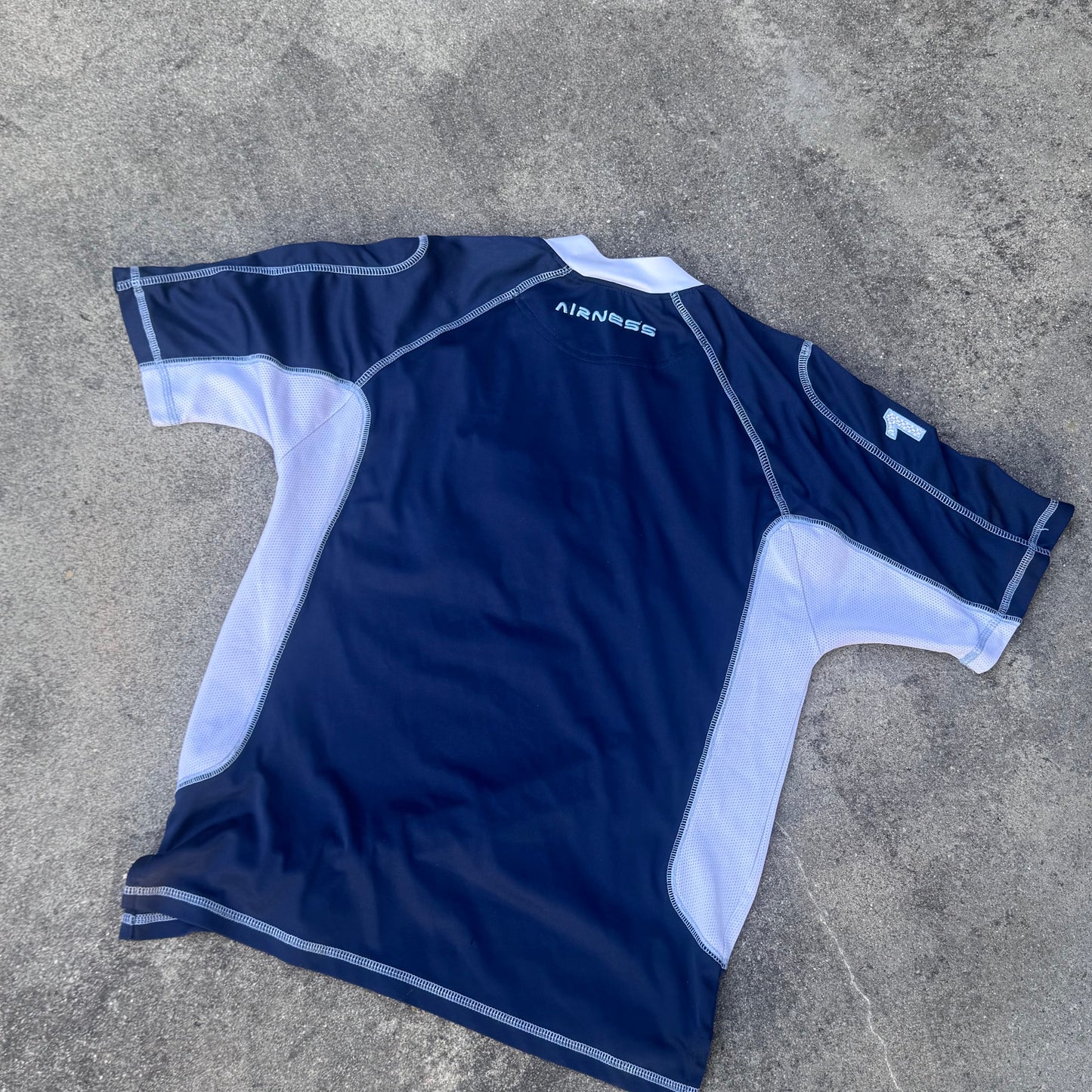 Airness streetwear 00s sports t-shirt