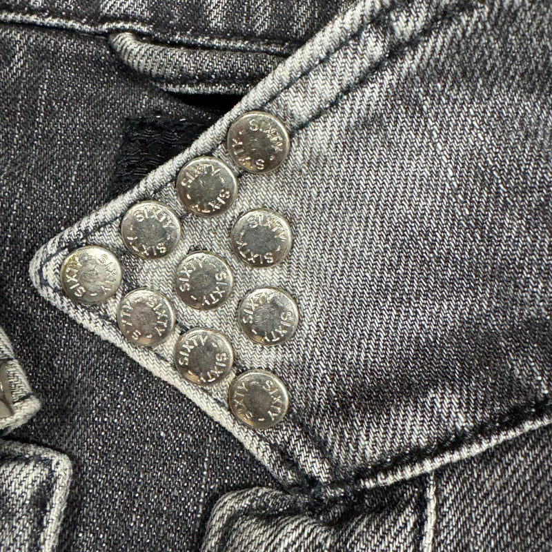 Detailansicht: Sourced limited accessories and clothes Miss Sixty denim vest – Logo, Nähte oder Material