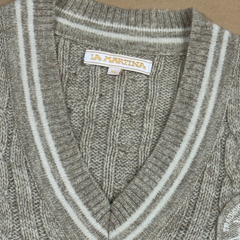 Detailansicht: Sourced limited accessories and clothes La Martina V-neck sweatshirt – Logo, Nähte oder Material