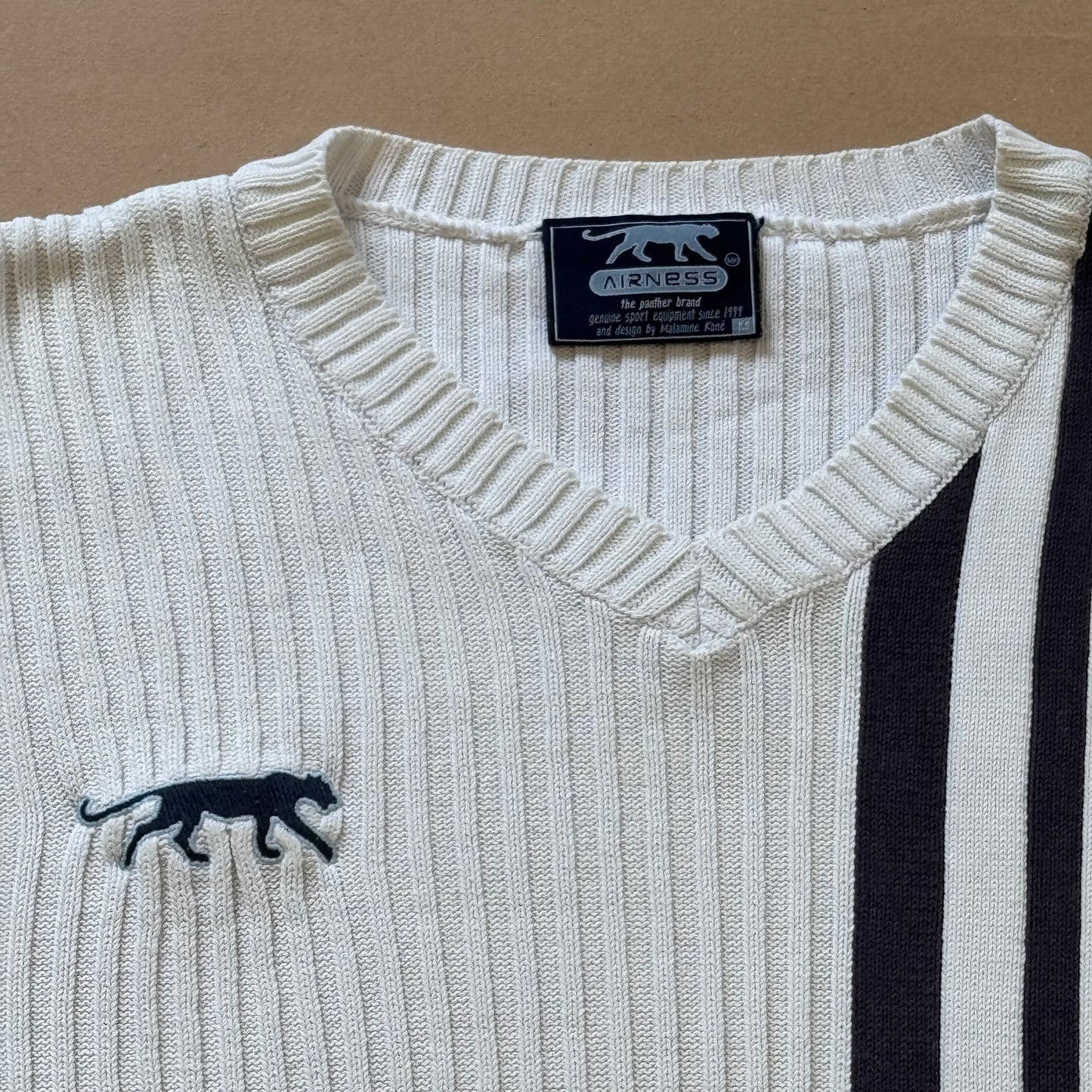 Vintage knitted white Airness streetwear