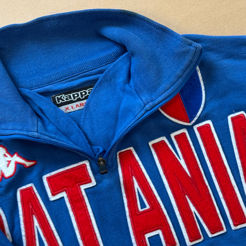 Detailansicht: Sourced limited accessories and clothes Vintage Kappa Catania sweatshirt – Logo, Nähte oder Material