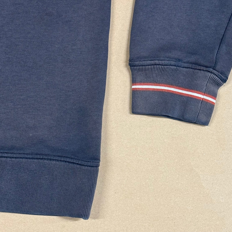 Detailansicht: Sourced limited accessories and clothes Vintage Adidas sweatshirt – Logo, Nähte oder Material