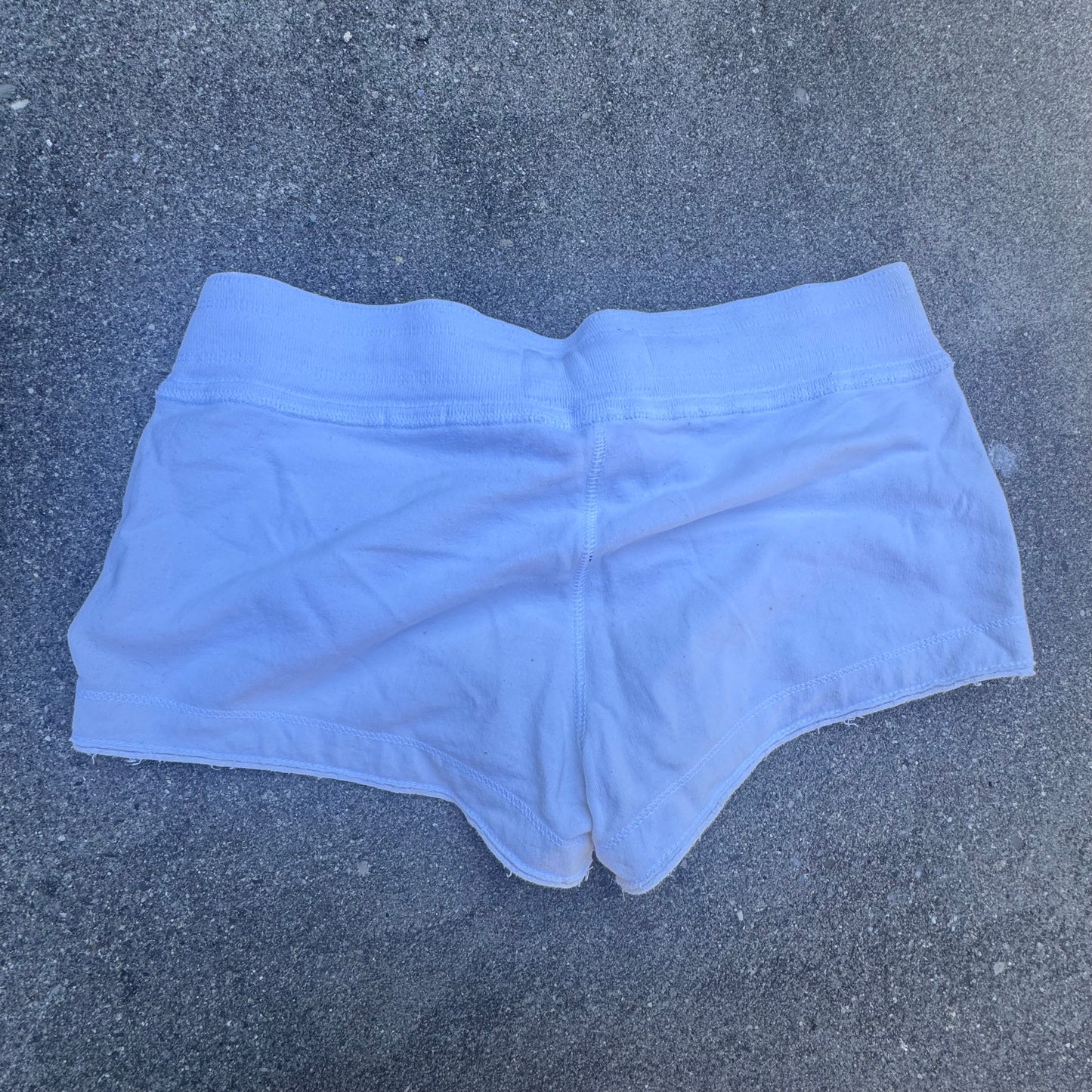 Abercrombie & Fitch Y2K stretch white mini skirt