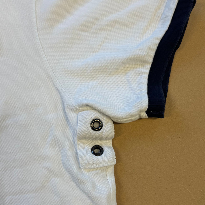 Detailansicht: Sourced limited accessories and clothes Ralph Lauren Polo Club number 3 polo shirt – Logo, Nähte oder Material