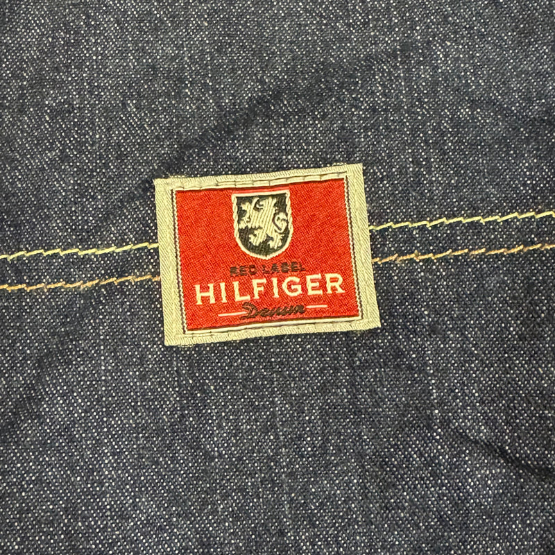 Detailansicht: Sourced limited accessories and clothes Extra baggy Tommy Hilfiger vintage jeans – Logo, Nähte oder Material