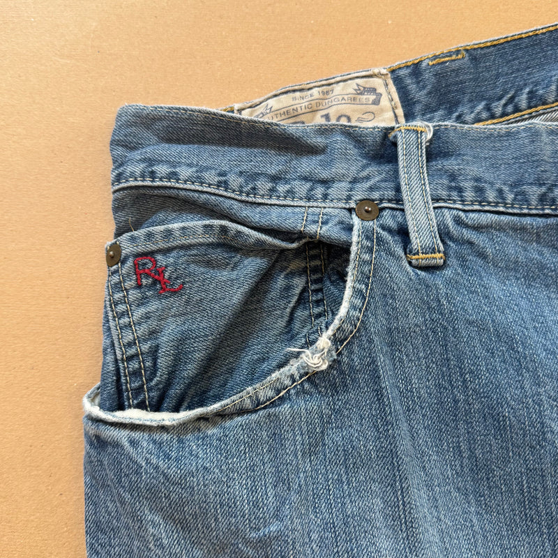 Detailansicht: Sourced limited accessories and clothes Polo Ralph Lauren baggy jeans – Logo, Nähte oder Material