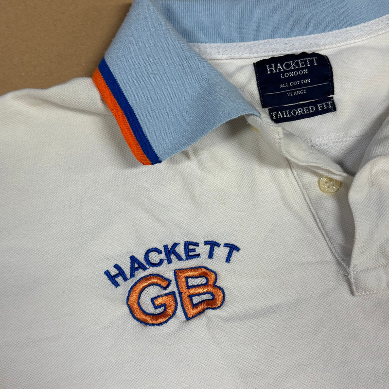 Detailansicht: Sourced limited accessories and clothes Hackett London Aston Martin poloshirt – Logo, Nähte oder Material