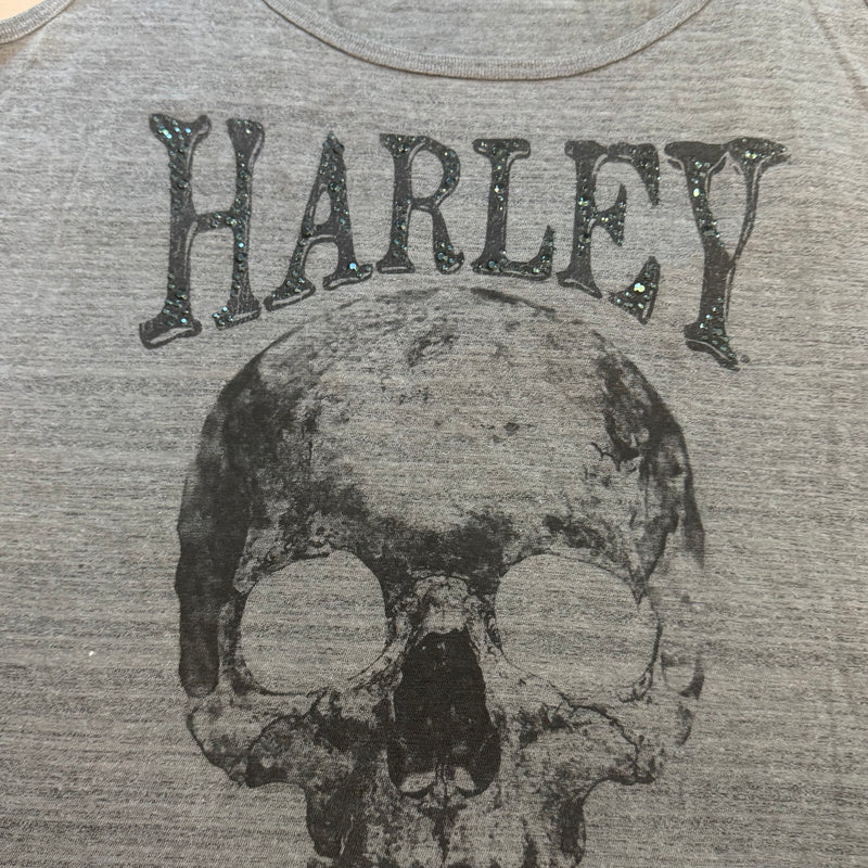 Detailansicht: Sourced limited accessories and clothes Harley Davidson vintage grey tank top – Logo, Nähte oder Material