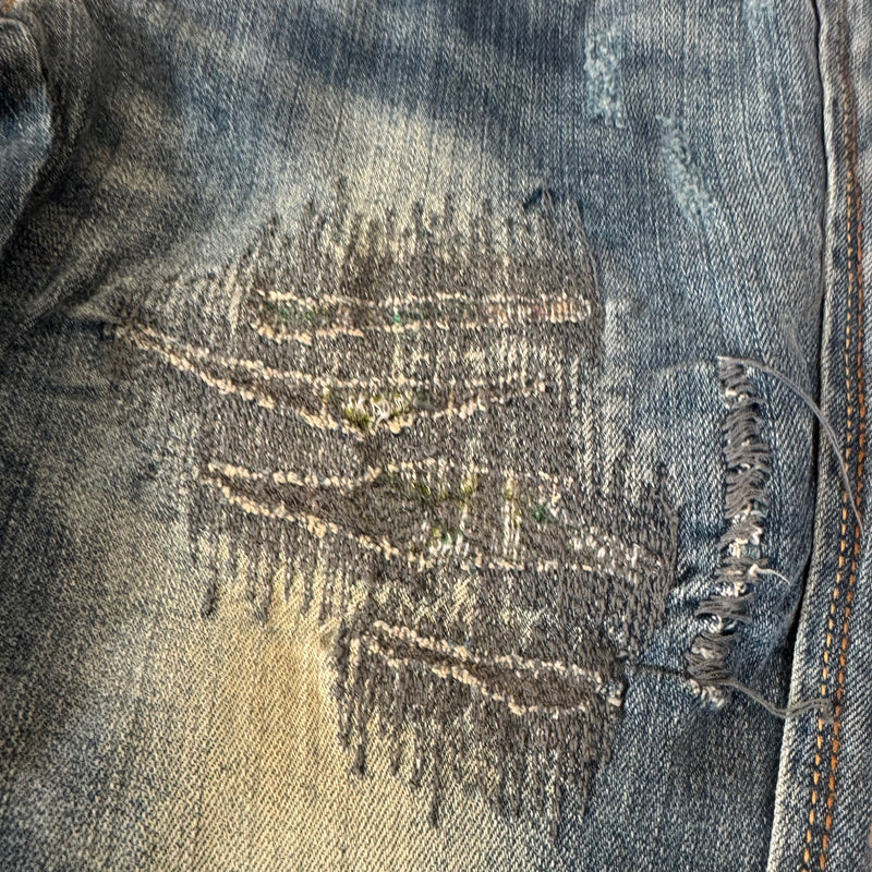 Detailansicht: Sourced limited accessories and clothes Hangana vintage summer jeans – Logo, Nähte oder Material