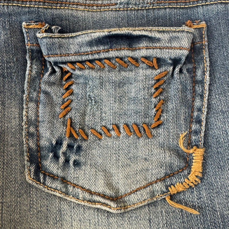 Detailansicht: Sourced limited accessories and clothes Hangana vintage summer jeans – Logo, Nähte oder Material